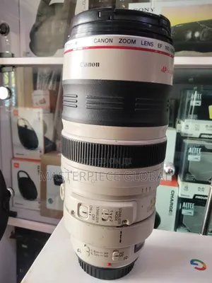 Ultrasonic Canon Zoom Lens Ef 100-400mm 1:4.5-5.6 L Is