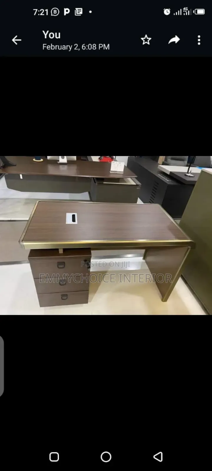 Executive Italian Table