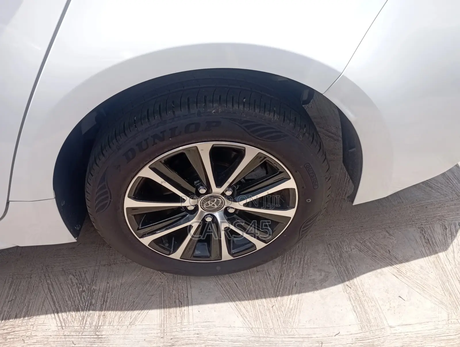 New Toyota Corolla 2024 White