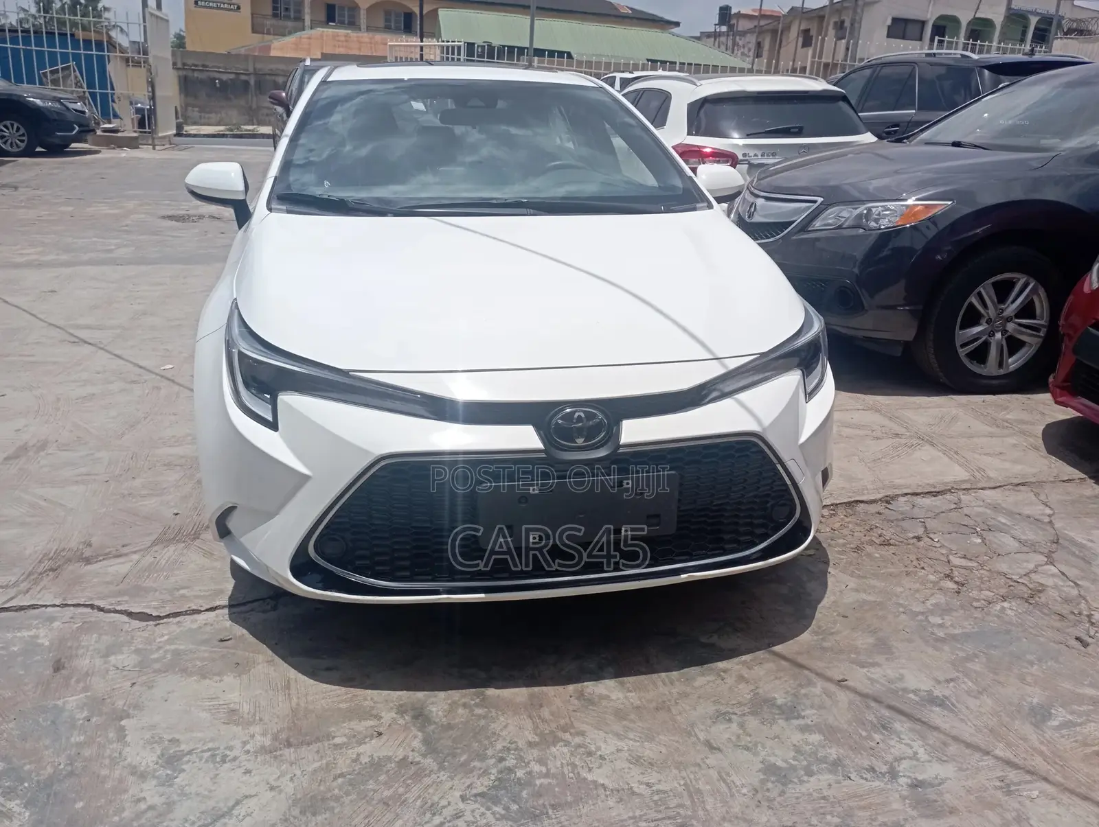New Toyota Corolla 2024 White