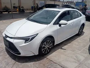 New Toyota Corolla 2024 White