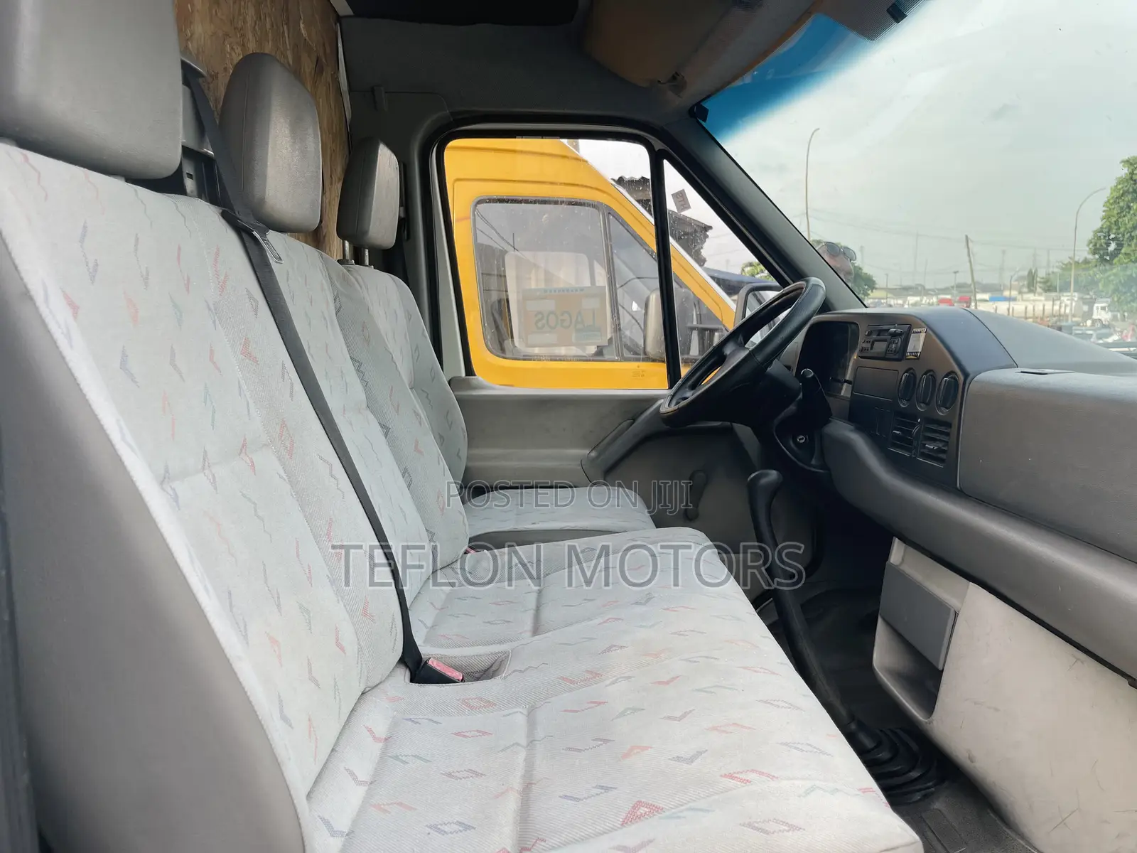 Volkswagen Multivan 2010 White