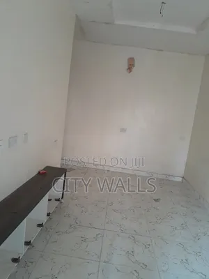 3bdrm Block of Flats in Ologolo for rent