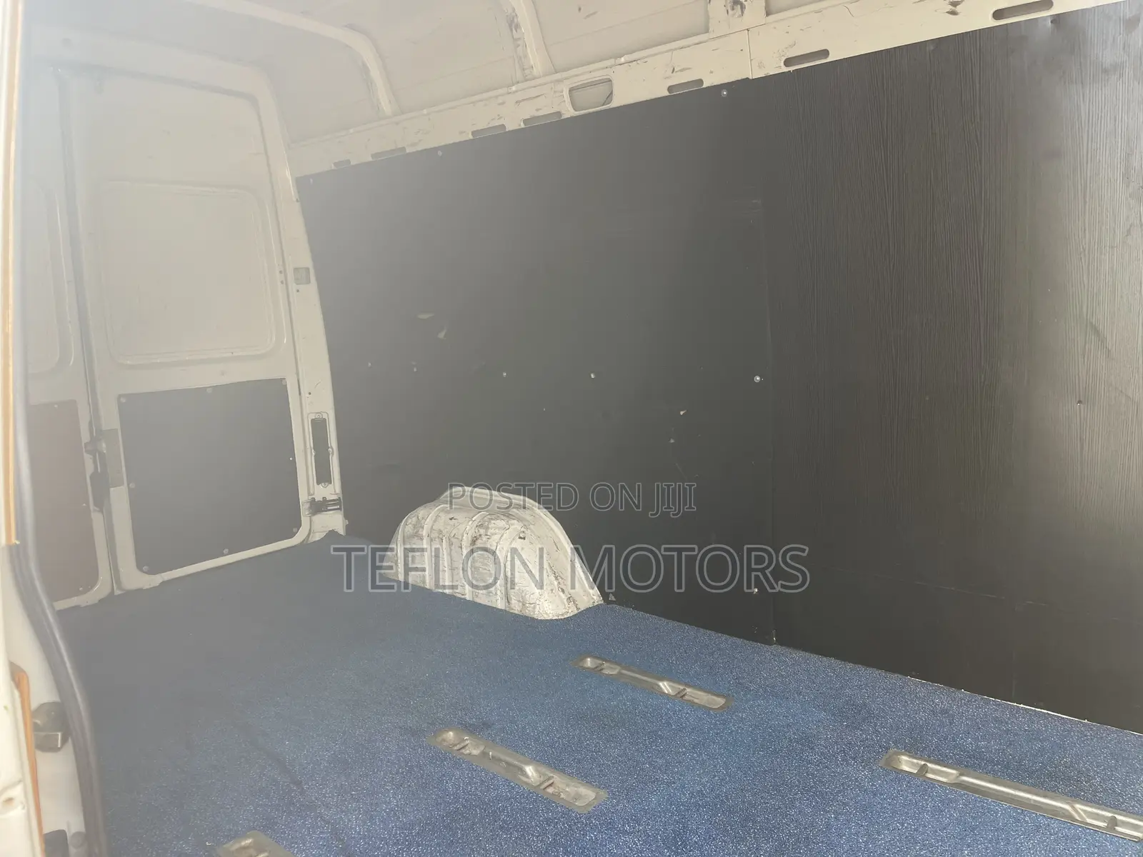 Volkswagen Multivan 2010 White