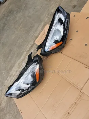 Mercedesbenz Headlights Gle/ 167, 2020 Edition.