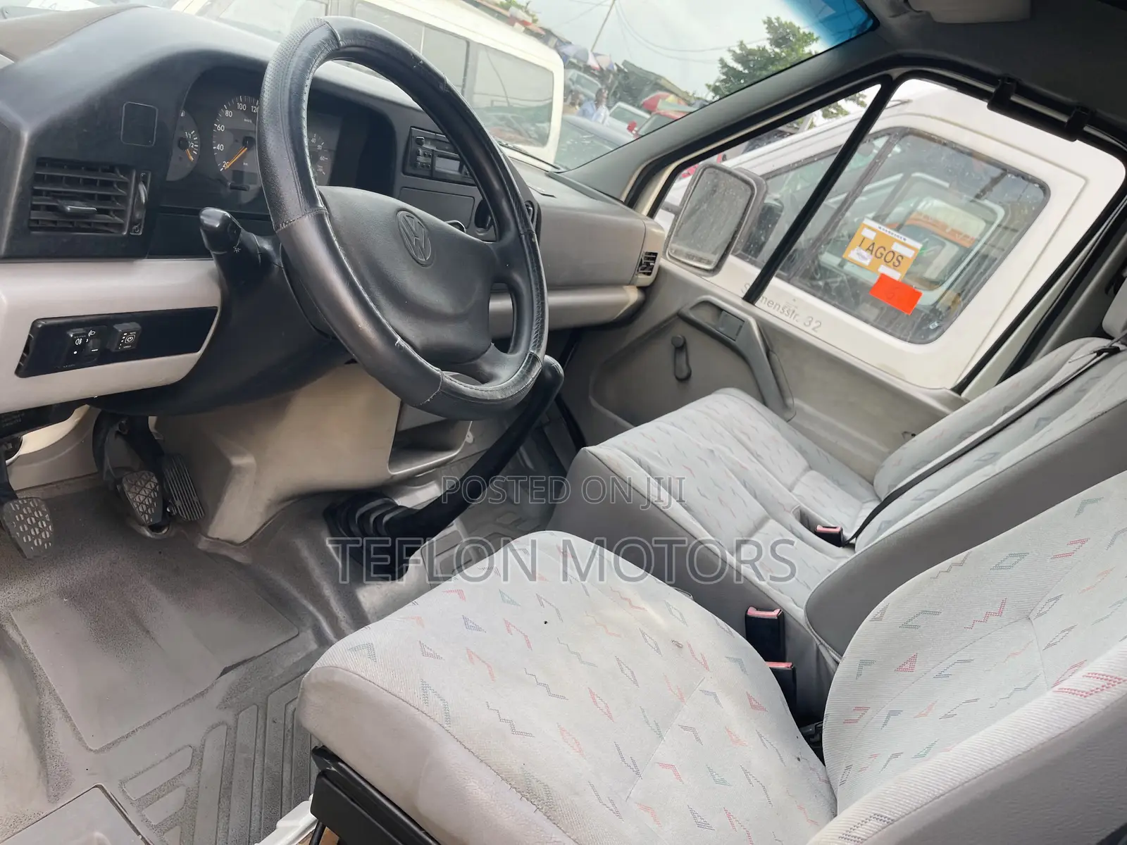 Volkswagen Multivan 2010 White