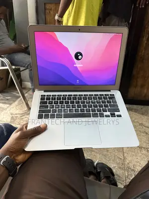 Laptop Apple MacBook 2016 4GB Intel Core i5 SSD 128GB