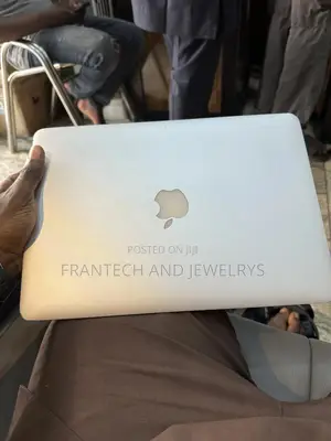 Laptop Apple MacBook 2016 4GB Intel Core i5 SSD 128GB