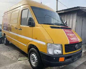 Volkswagen Multivan 2008 Yellow