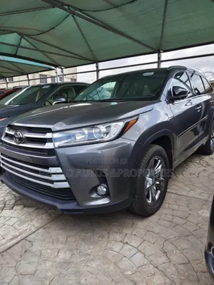 Toyota Highlander Limited Platinum 4x4 V6 (3.5L 6cyl 8A) 2017 Gray