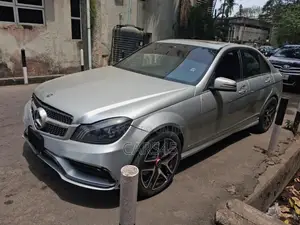 Mercedes-Benz C350 2014 Silver