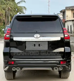 Toyota Land Cruiser Prado 2015 Black