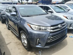 Toyota Highlander Limited Platinum 4dr SUV (3.5L 6cyl 6A) 2015 Blue