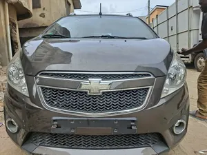 Chevrolet Spark Hatch LT 2011 Brown