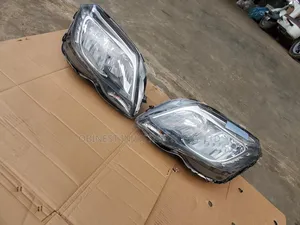 Mercedesbenz Headlights GLK Noncharger.