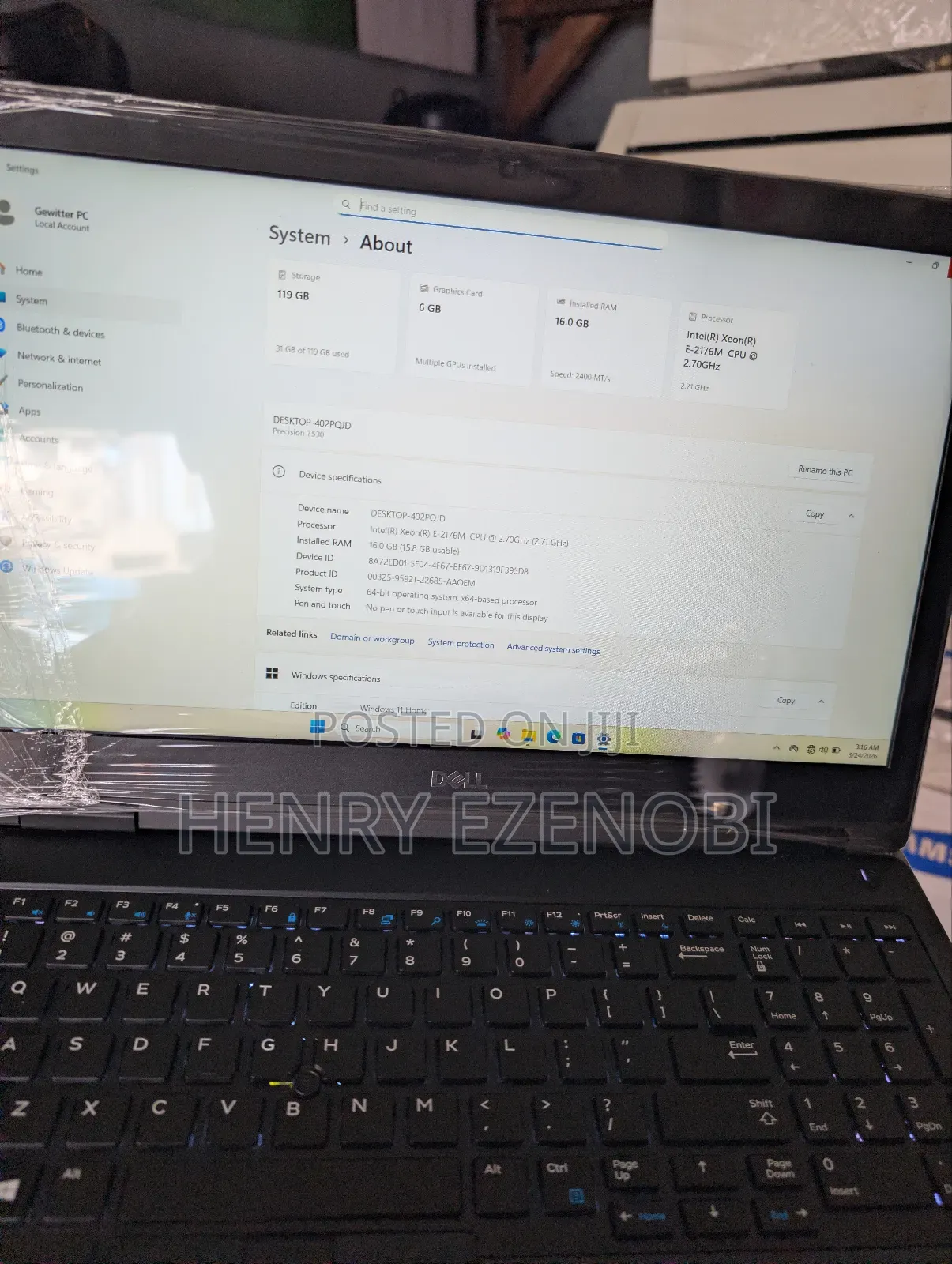 Laptop Dell Precision 7530 16GB Intel Xeon HDD+SSD 512GB