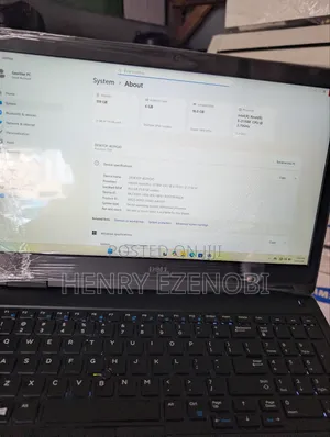 Laptop Dell Precision 7530 16GB Intel Xeon HDD+SSD 512GB