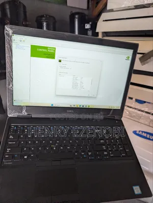Laptop Dell Precision 7530 16GB Intel Xeon HDD+SSD 512GB