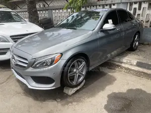 Mercedes-Benz C400 4Matic AWD Sedan (3.0L V6 7A) 2015 Gray