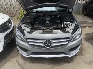 Mercedes-Benz C400 4Matic AWD Sedan (3.0L V6 7A) 2015 Gray