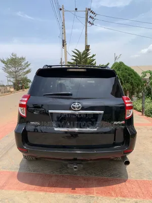 Toyota RAV4 2010 Black