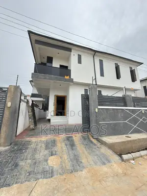 4bdrm Duplex in Orchid, Chevron for sale