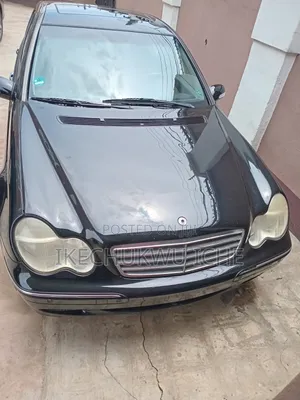 Mercedes Benz C200