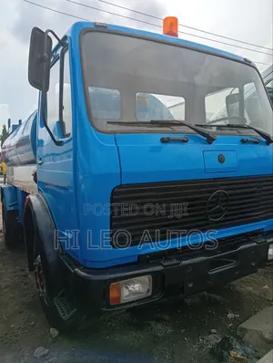 Water Tank Truck