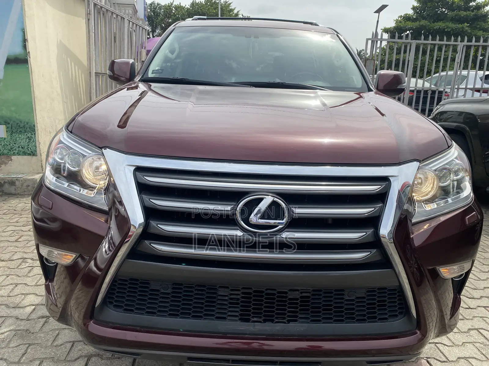 Lexus GX 2017 Maroon
