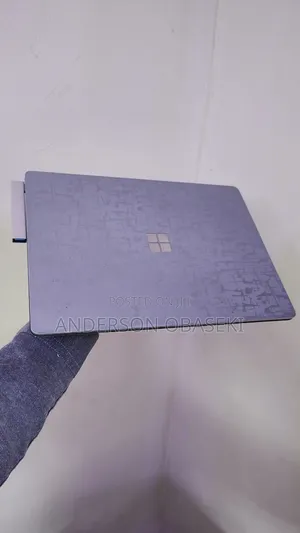 Laptop 8GB Intel Core i5 SSD 256GB