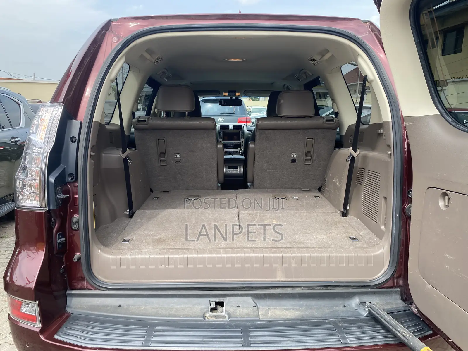 Lexus GX 2017 Maroon