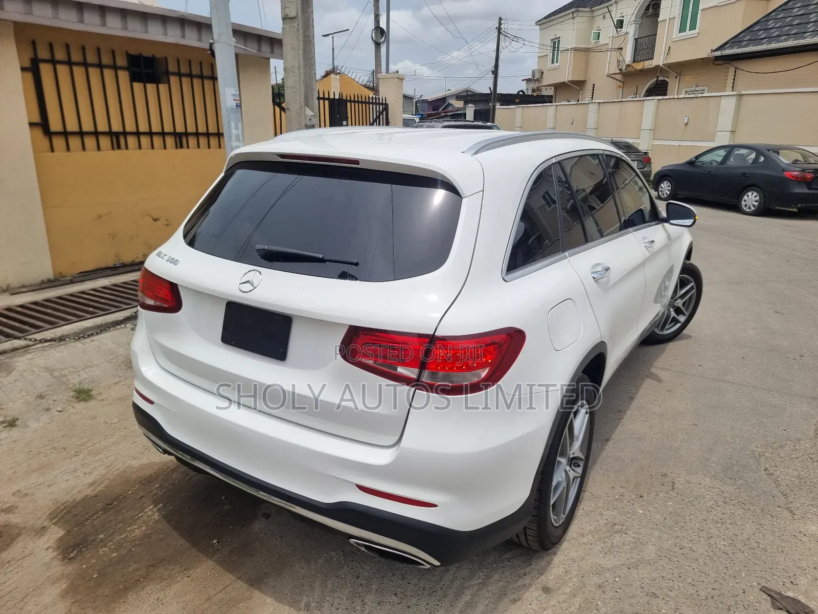 Mercedes-Benz GLC-Class 2019 White