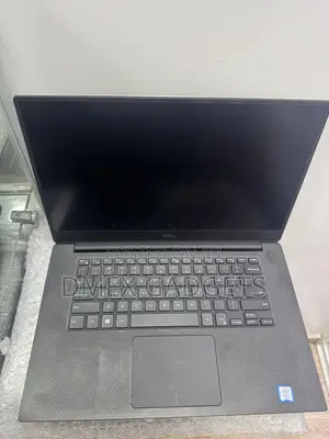 Laptop Dell Precision 15 5520 16GB Intel Core i7 SSD 512GB