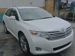 Toyota Venza 2010 White