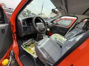Toyota HiAce 2004 Red