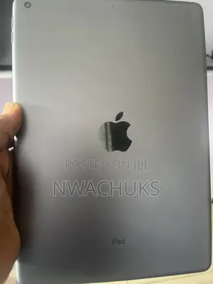 Apple iPad 10.2 (2019) 32 GB Gray