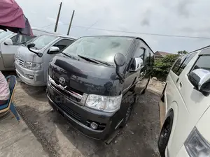 Toyota HiAce 2013 Grey