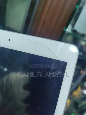 Apple iPad 10.2 (2019) 32 GB Silver