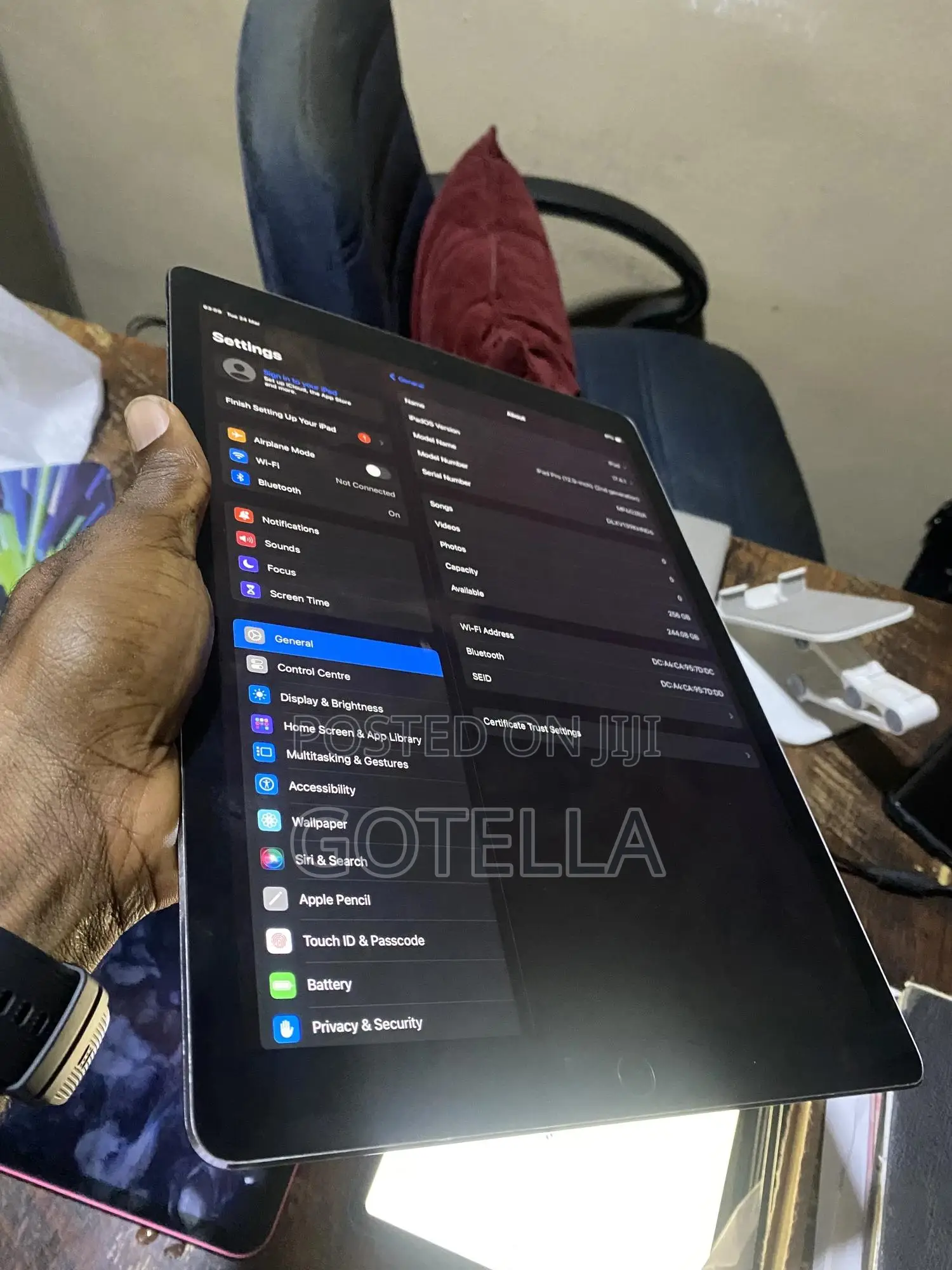 Apple iPad Pro 12.9 (2017) 256 GB Gray