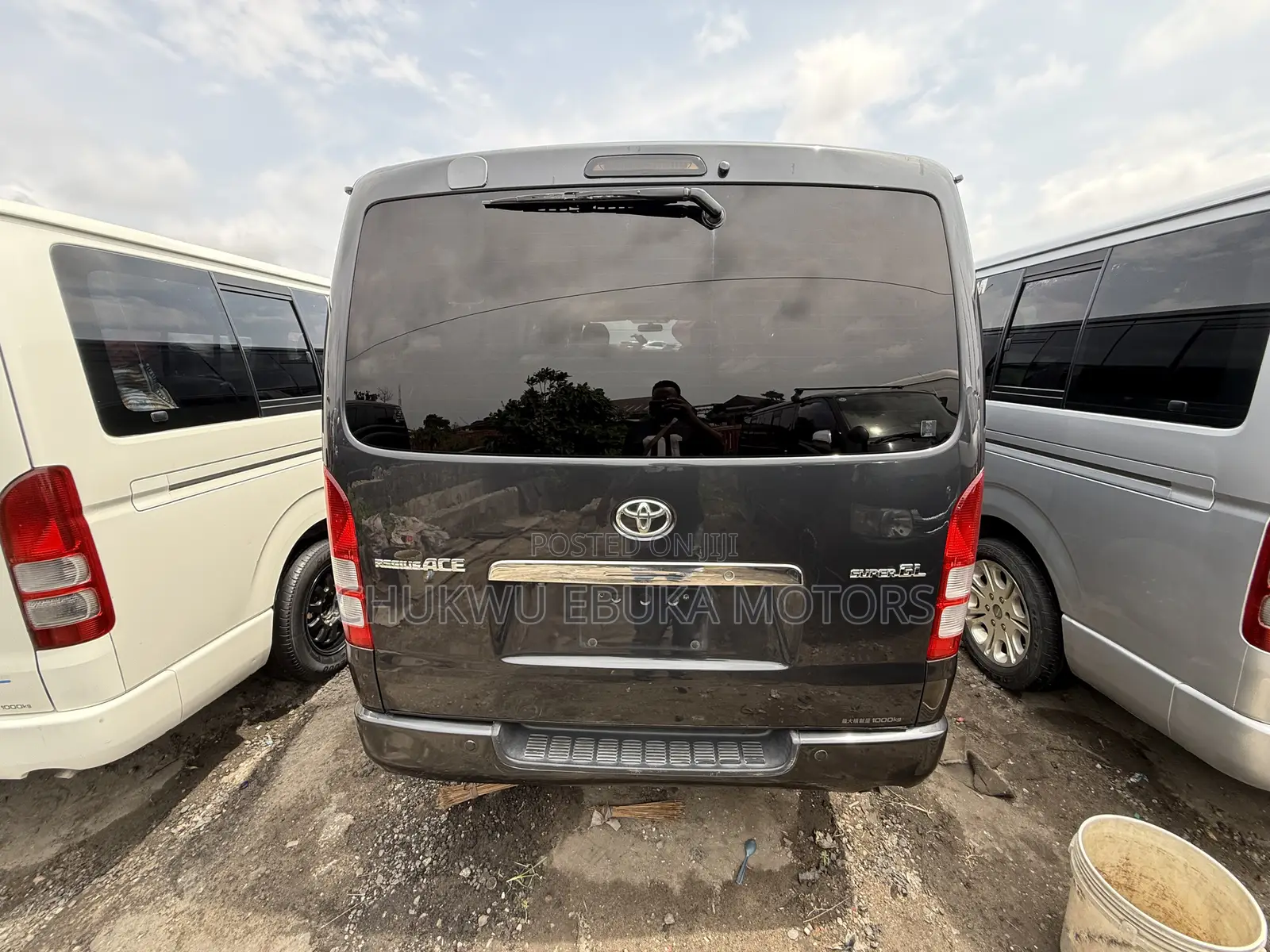 Toyota HiAce 2013 Grey