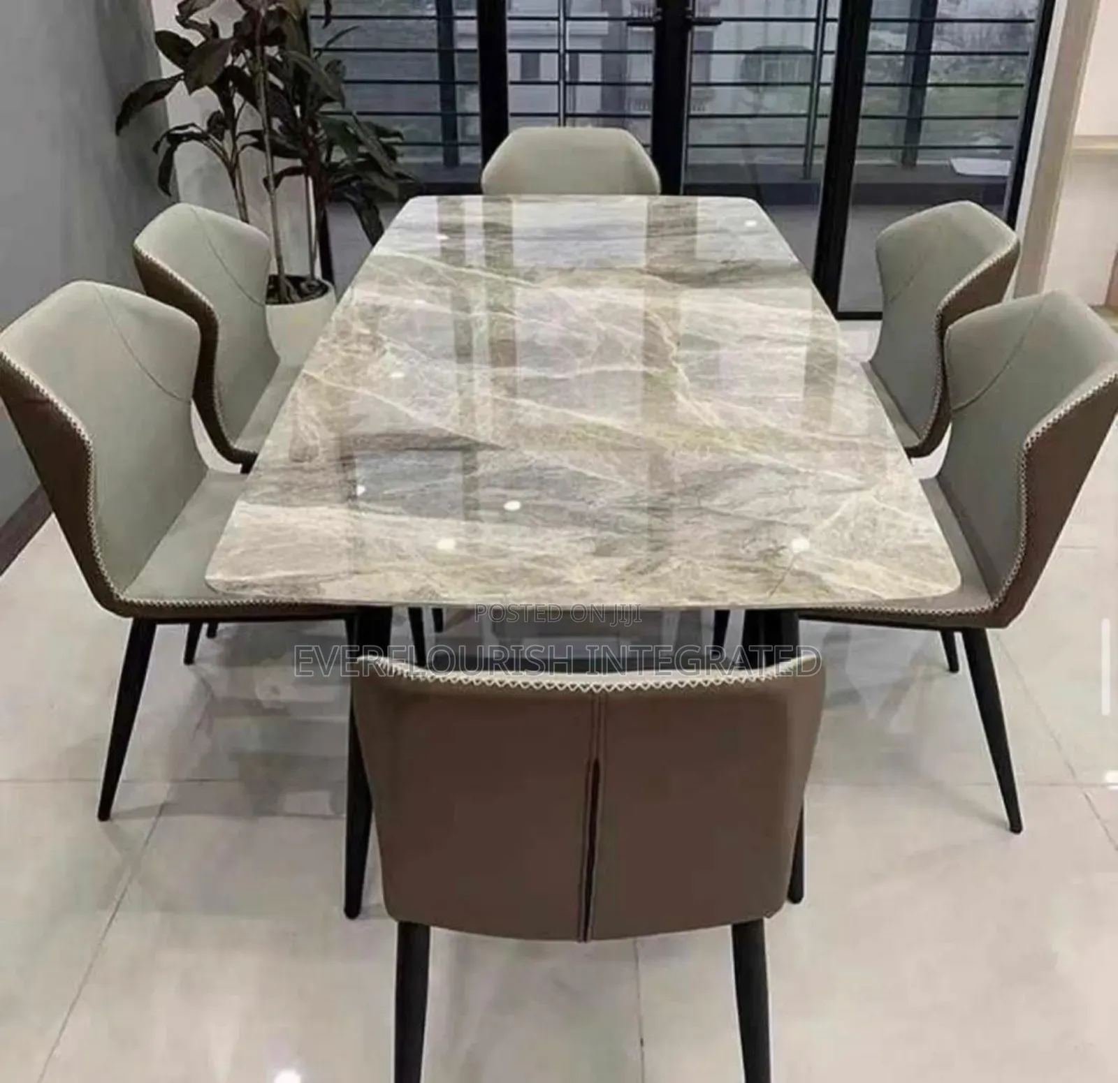 Quality Dining Table Set and 6 Chairs
