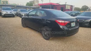 Toyota Corolla 2016 Black