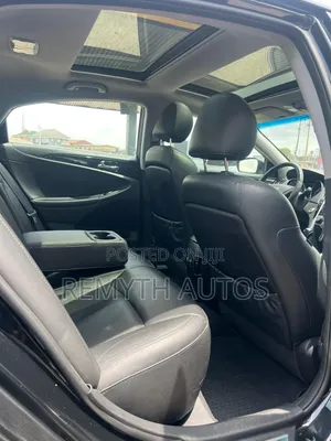 Hyundai Sonata Limited Sedan FWD (2.4L 4cyl 6A) 2012 Black
