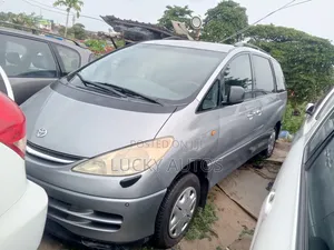 Toyota Previa 2004 Gray