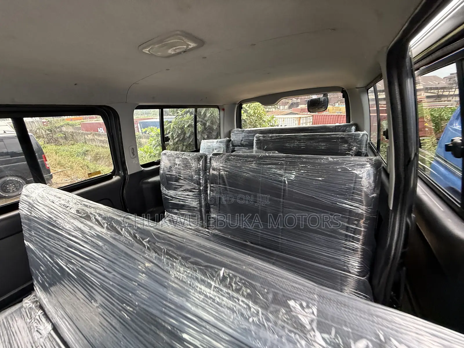 Toyota HiAce 2013 Grey