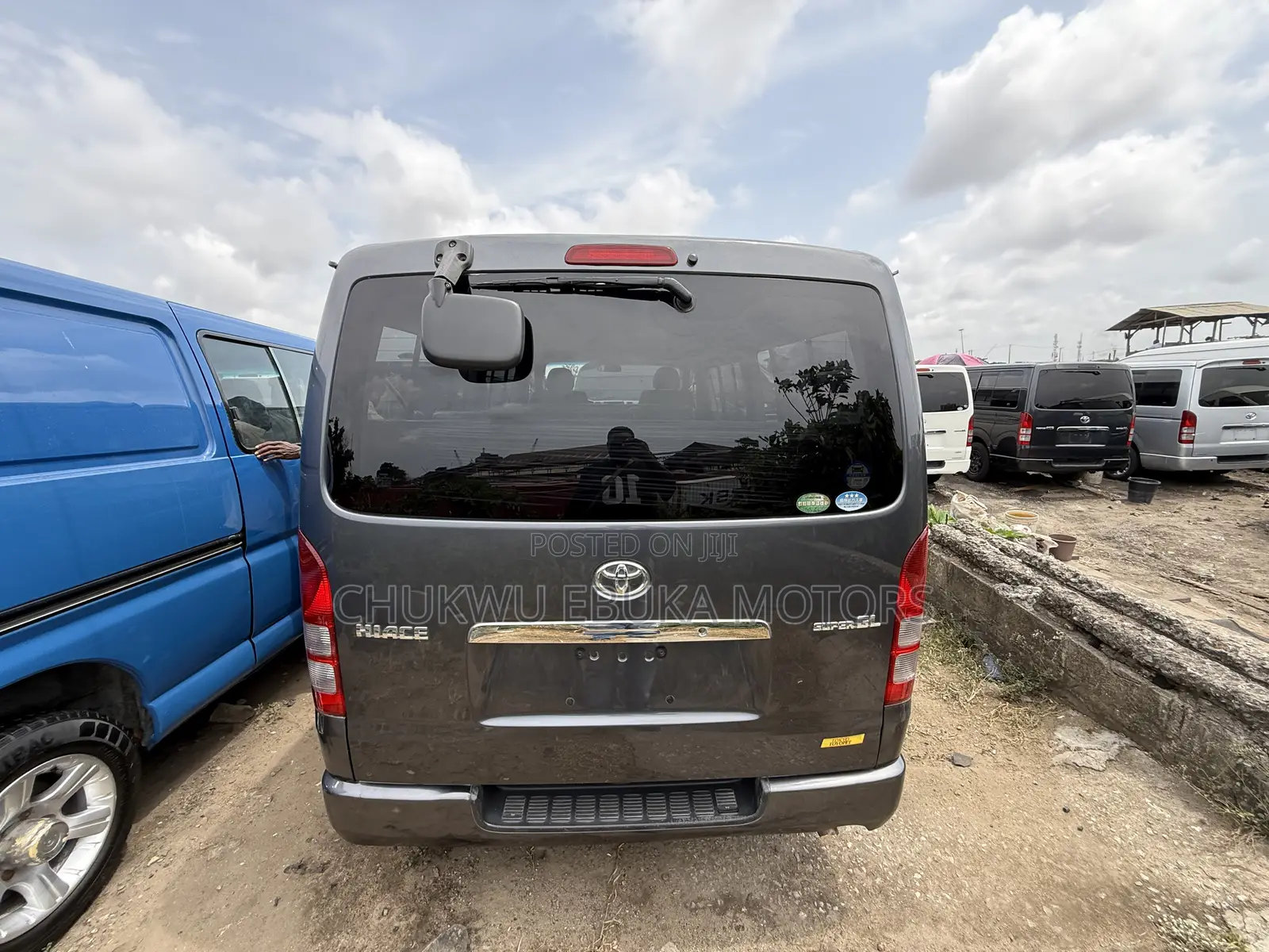 Toyota HiAce 2013 Grey