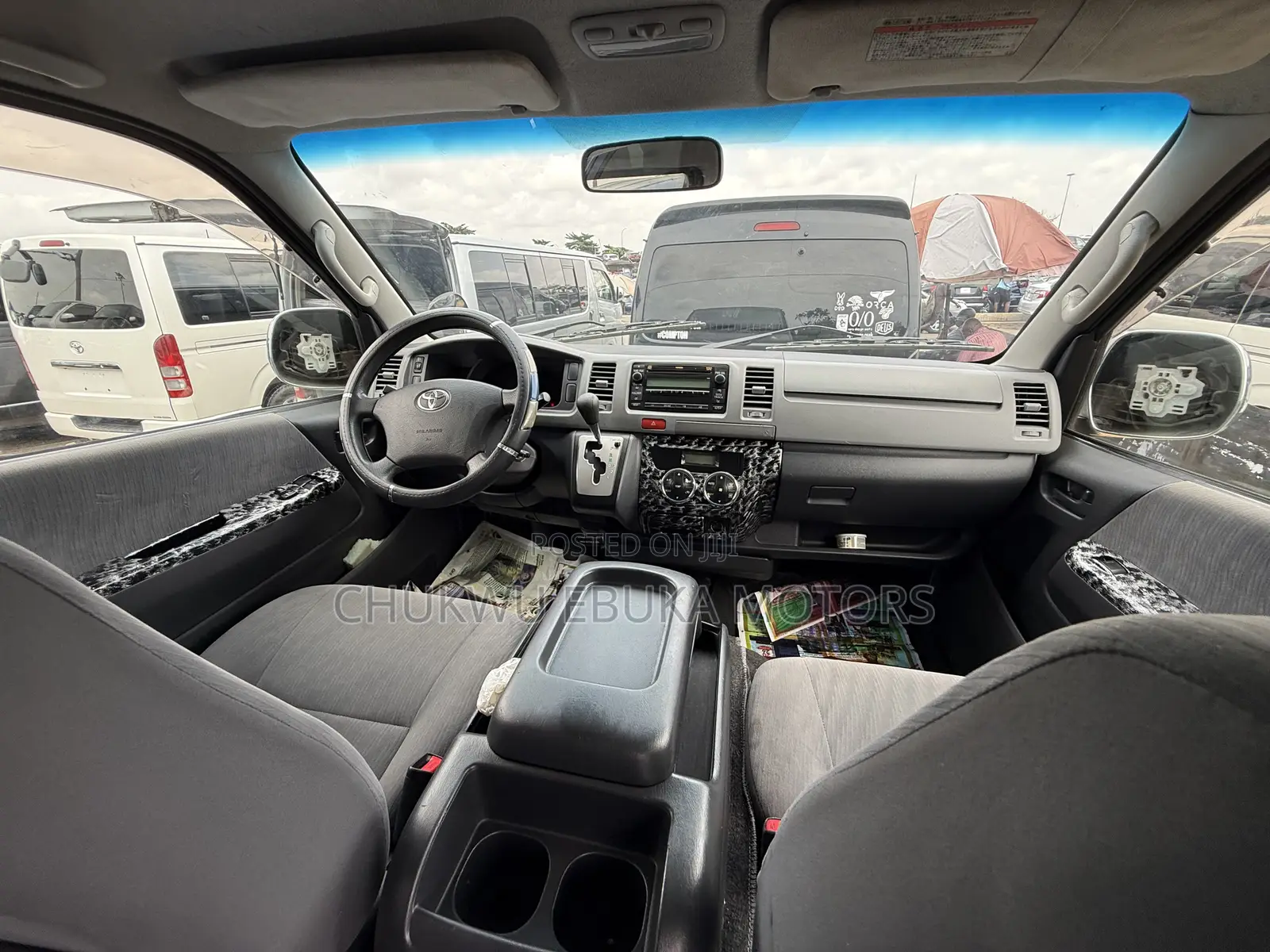Toyota HiAce 2013 Grey