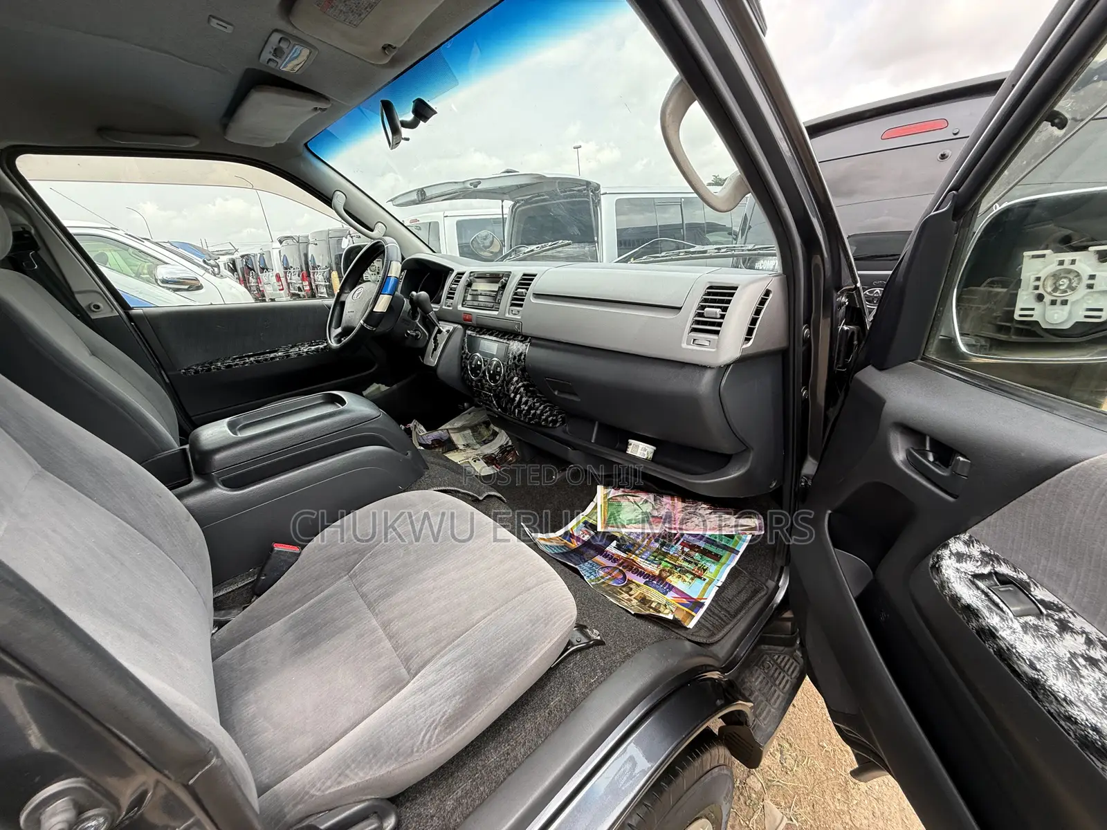 Toyota HiAce 2013 Grey