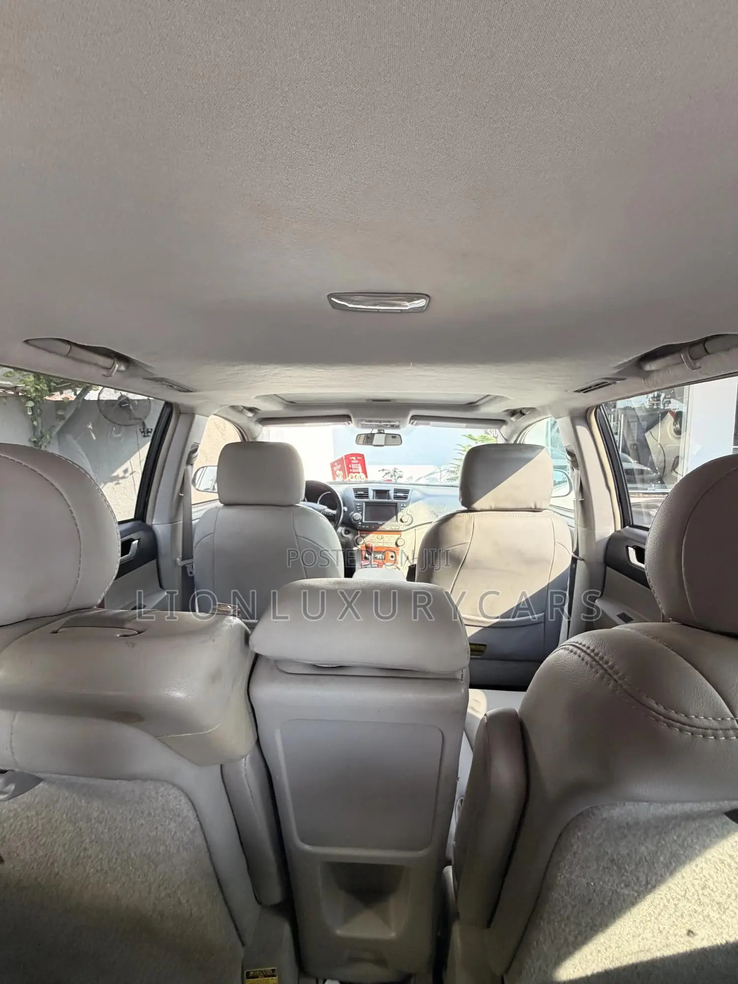 Toyota Highlander 2011 Silver