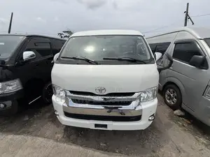 Toyota Grand HiAce 2015 White